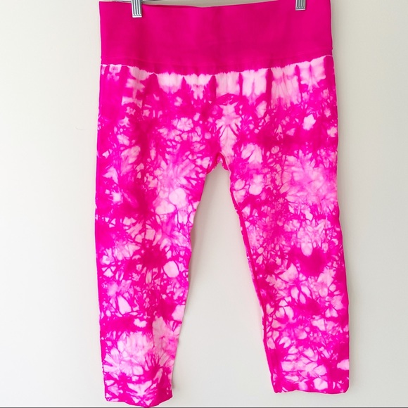 Fun hot pink tight - Picture 2 of 5